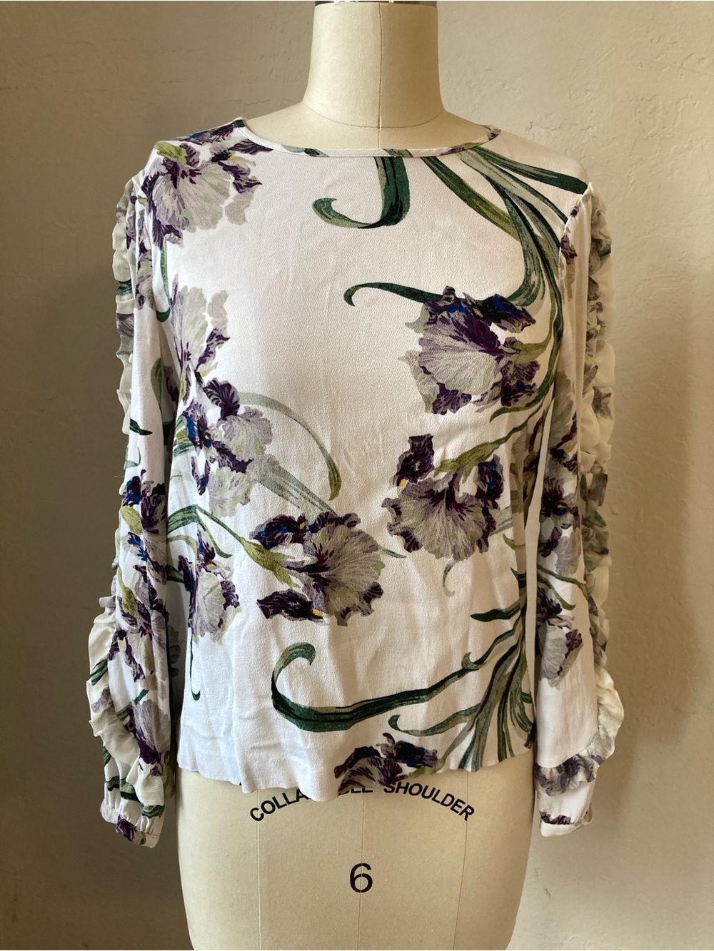 Club Monaco Floral Iris Print Blouse Ruffles Viscose Size S